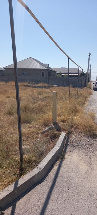 Азат мкр 8соток жер сатылады