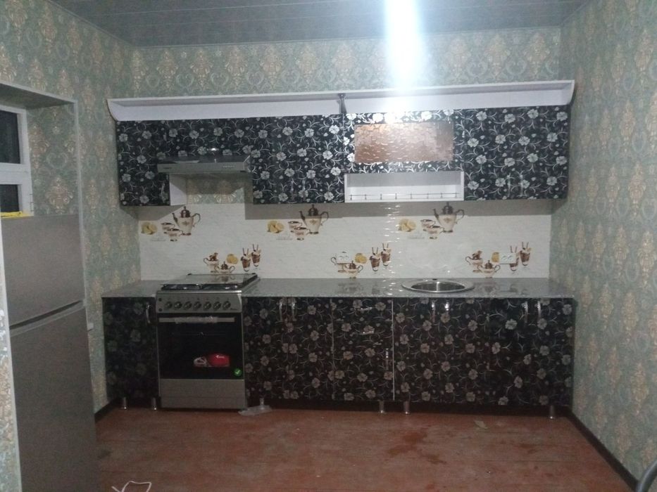 Oshxona jixozlari xoxlagan turdagi mebilar va remont xizmati