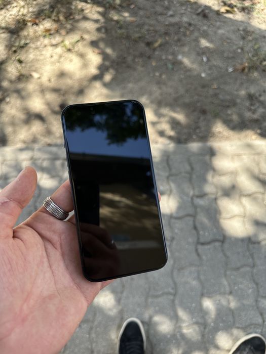 iPhone 13 128GB Midnight