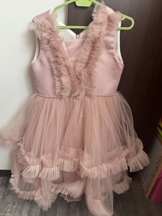 Детски рокли за поводи