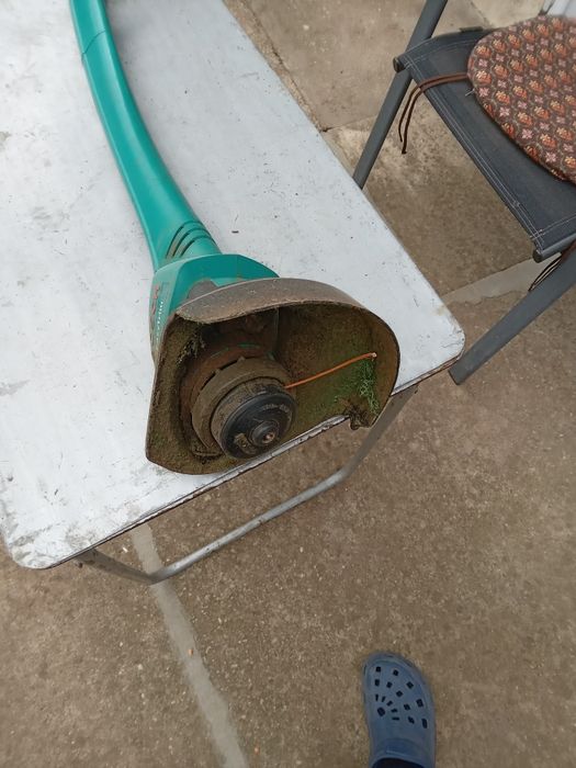 Trimmer electric Bosch