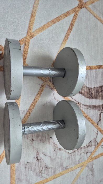 продажа гантелей