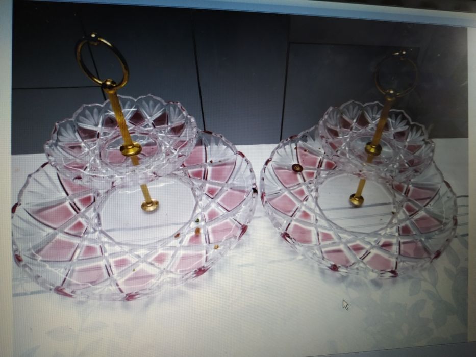 Посуда  двухъ ярусная