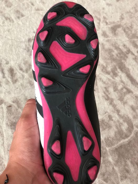 Бутонки Adidas PREDATOR