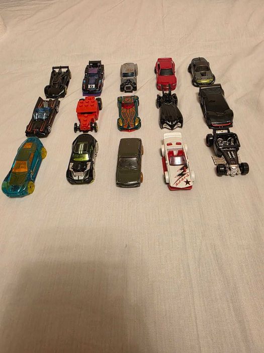 Оригинальные машинки HOT WHEELS