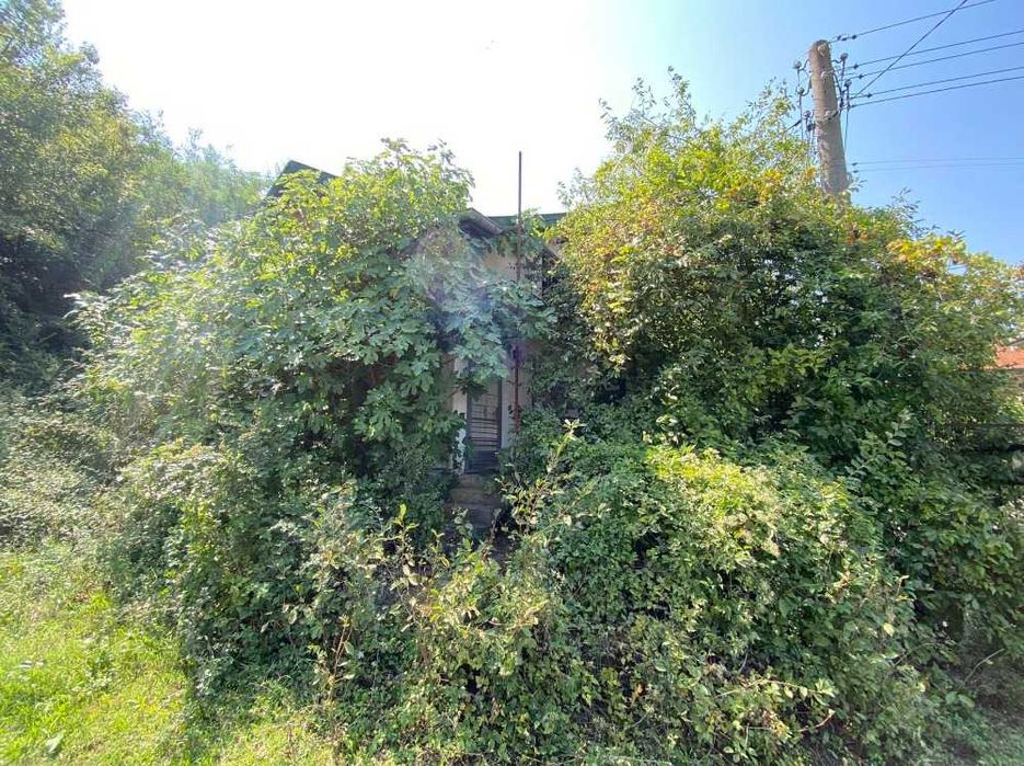 Продава се Парцел в Петрич - 2970 кв.м за 85 €/кв.м - Снимка #1