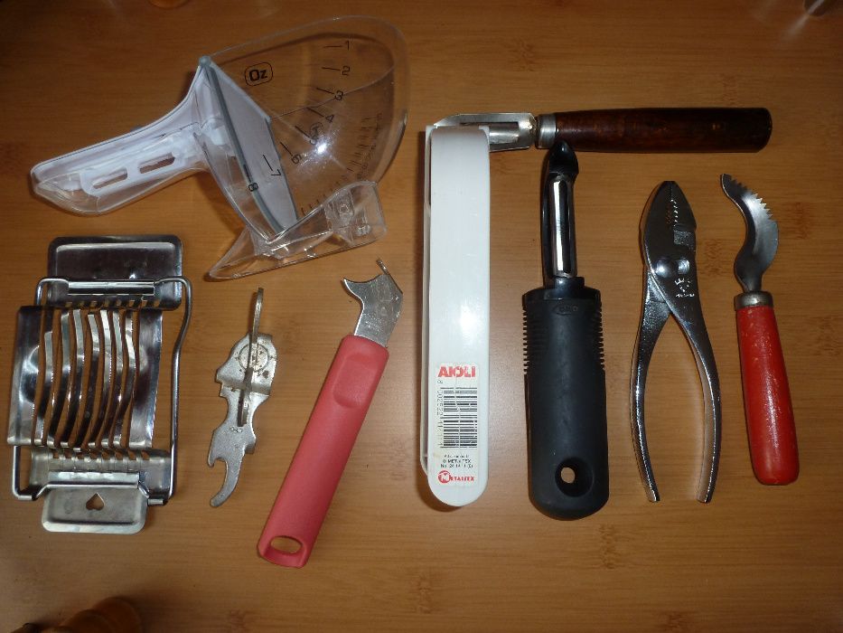 домакински аксесоари-инструменти