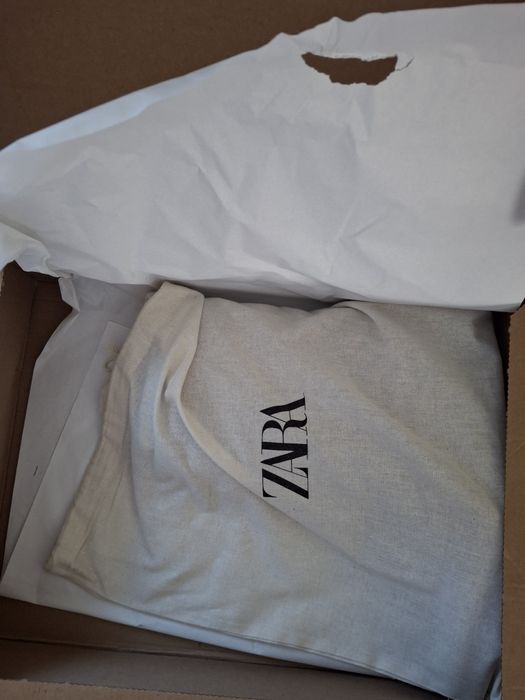 Vând botine/ghete zara noi nouțe, piele intoarsa, marimea 37