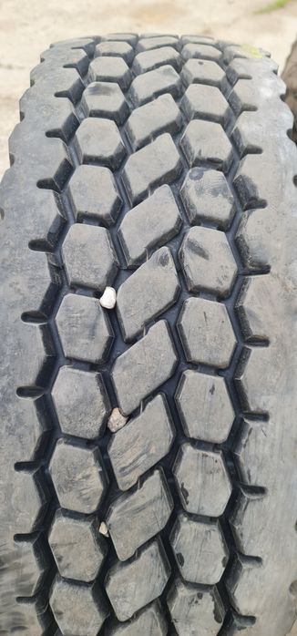 11 R 22.5 si 275 70 22.5  Anvelope Camion