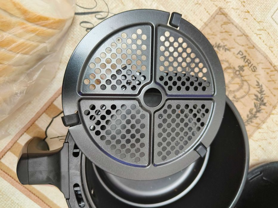 Air Fryer Bella 2L 1200W Nou
