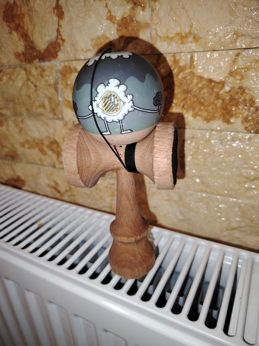 Kendama cu Tama scarse și Ken Miguel