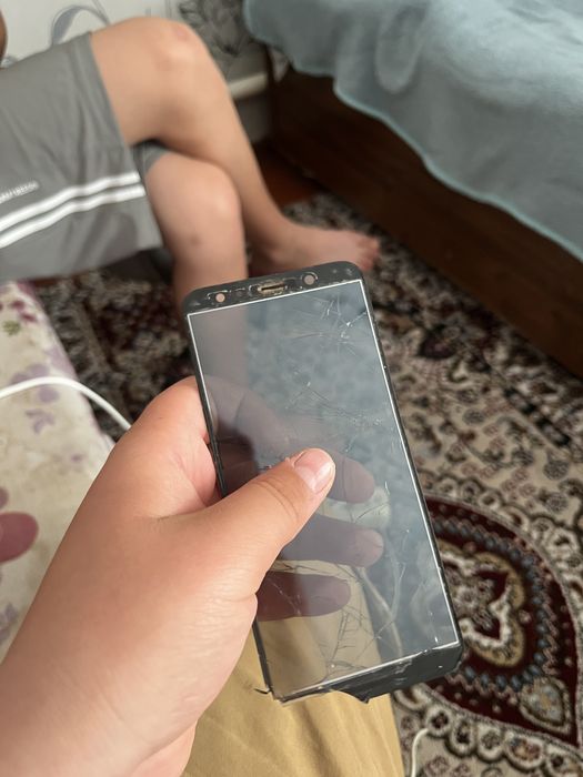 Телефоны на запчасти