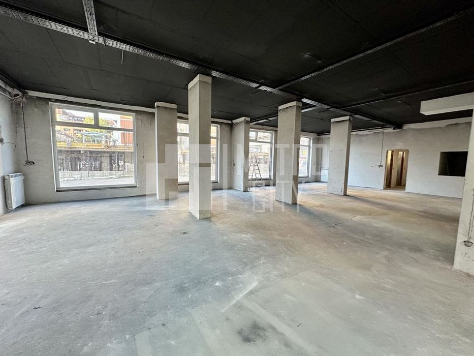 Дава се под наем Магазин в София, Студентски град - 276 кв.м за 3316 € - Снимка #2