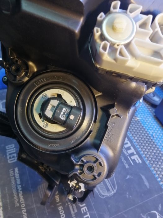 Фара тойота камри 50 Европа