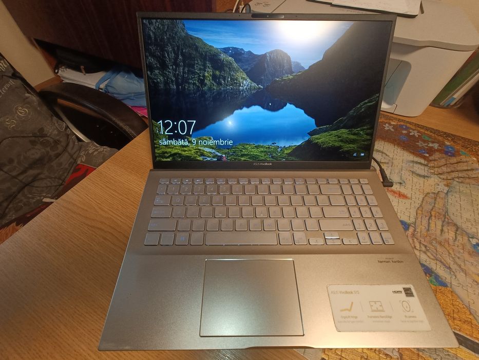 Laptop asus Vivobook S15