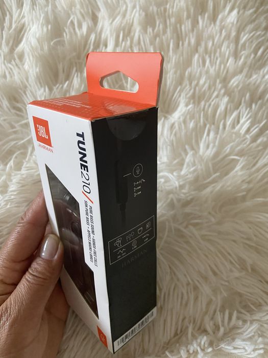 Casti audio in-ear cu microfon  Noi ! JBL T210, Black