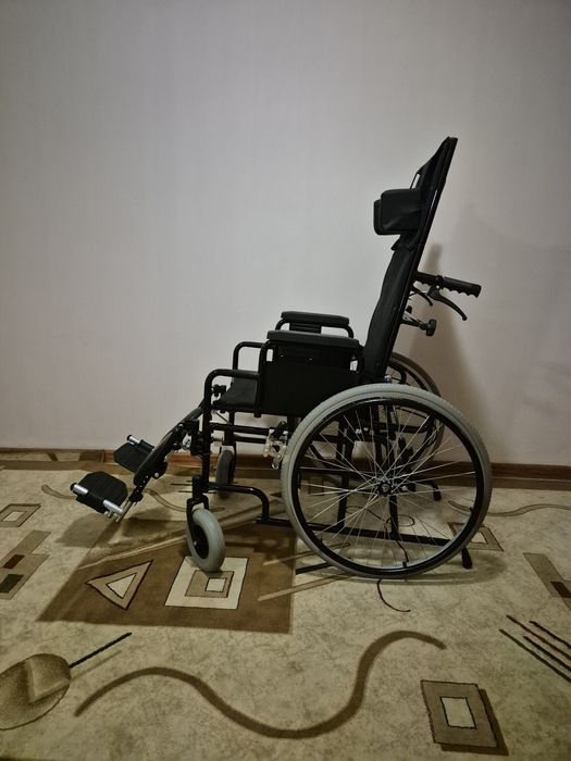 Инвалидная коляска