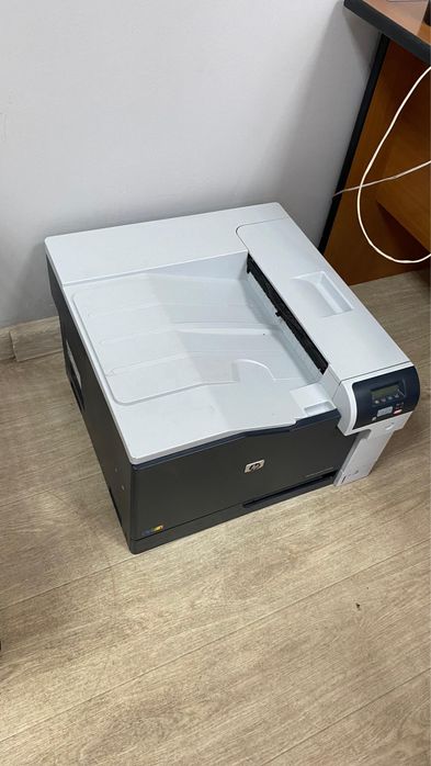 Принтер hp cp5225