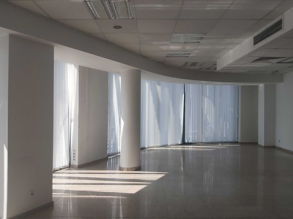 Дава се под наем Офис в София, Център - 160 кв.м за 2200 € - Снимка #7