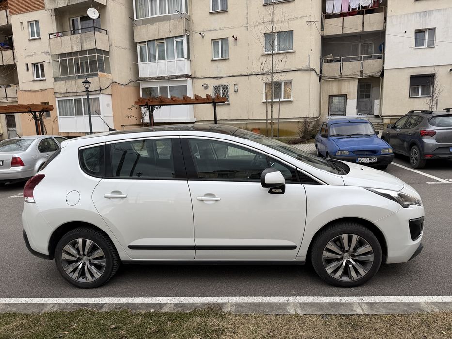 Peugeot 3008 , An 2014, Motor 1.6 benzina, km: 143000 .