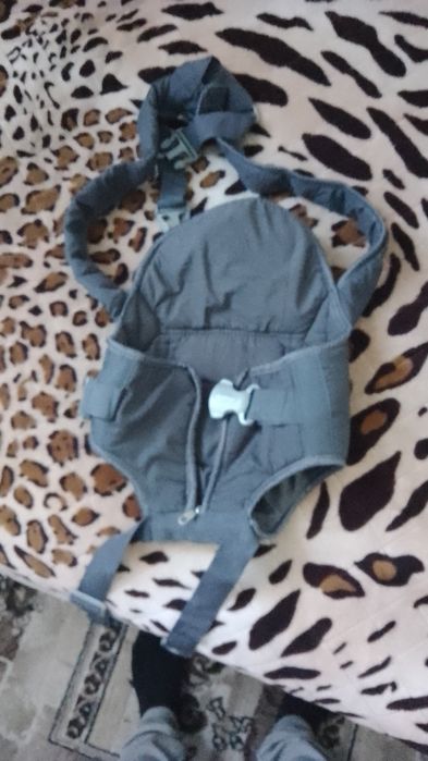 Продам Детский кенгуру