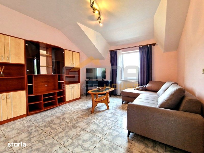 Apartament 2 camere si loc de parcare in zona Intim