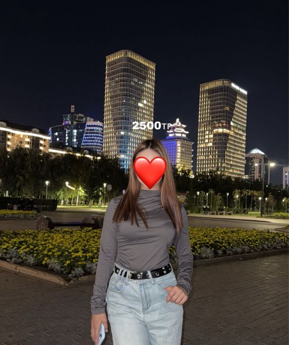 Женские одежды .