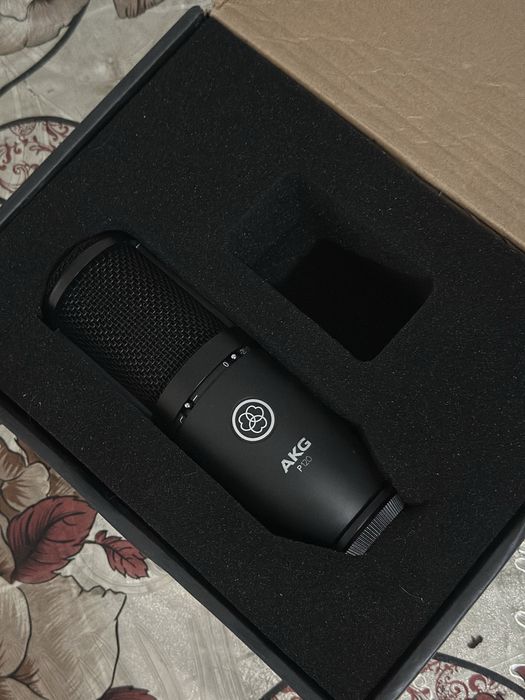 Микрофон akg p120
