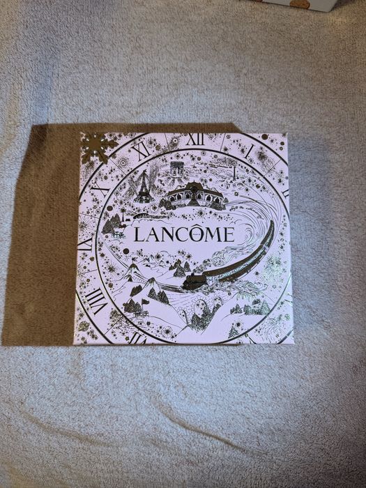 Козметични комплекти Estee Lauder и Lancome