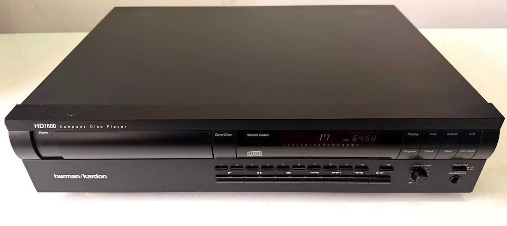 Harman Kardon HD7600 – CD Audiofil Telecomanda – am linie Hi End TU si Amplificator