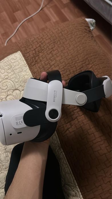 продам VR meta quest 2