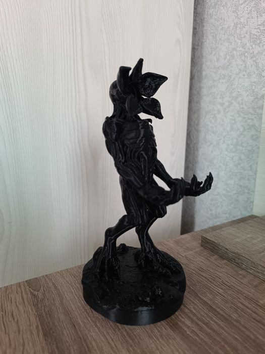 Очень странные дела подставка для телефона