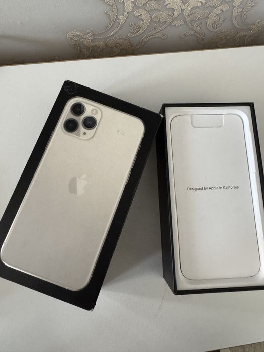 Продам 11 про айфон