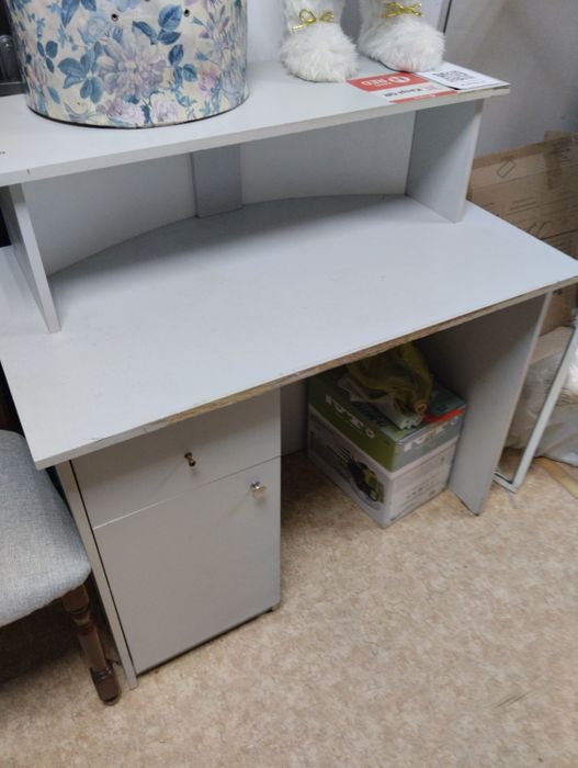 Отдам даром стол