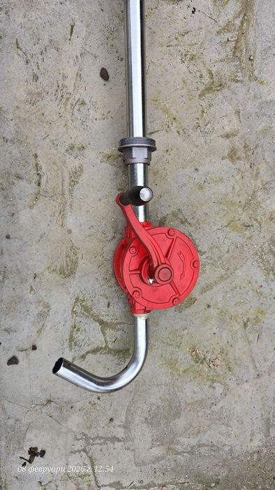 Ръчна помпа за масло