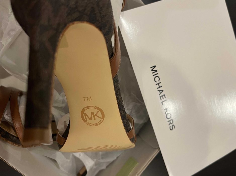 Vand Sandale NOI Michael Kors, model Kimberly