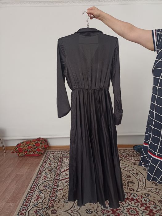 Продам женское платье