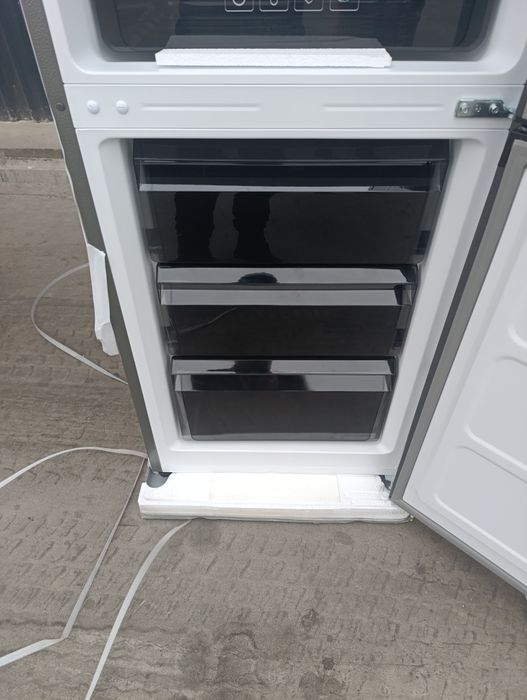 Xolodilnik zifflerdan yengi modell NoFrost 300 litr 1.85 sm dastafka