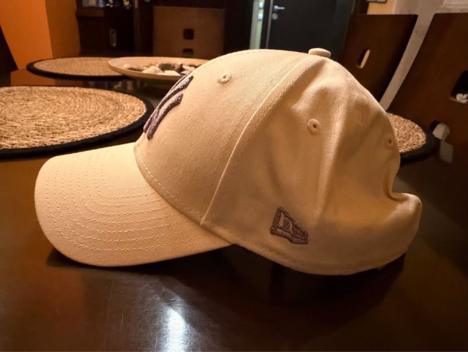 Шапка с козирка New Era