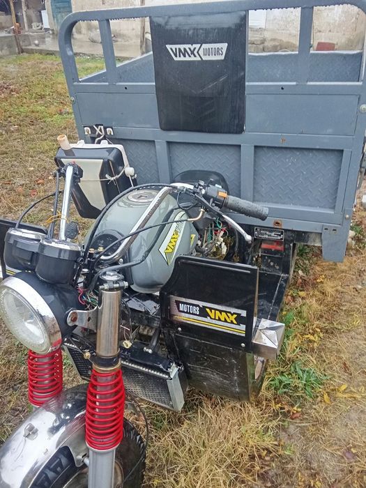 Motorol sotiladi narxi 15 million