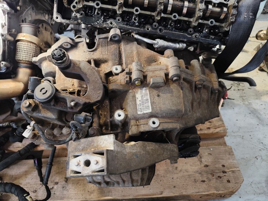 Cutie viteze 6trepte Ford 2.5t turbo benzina cod: 8G9R7002JA