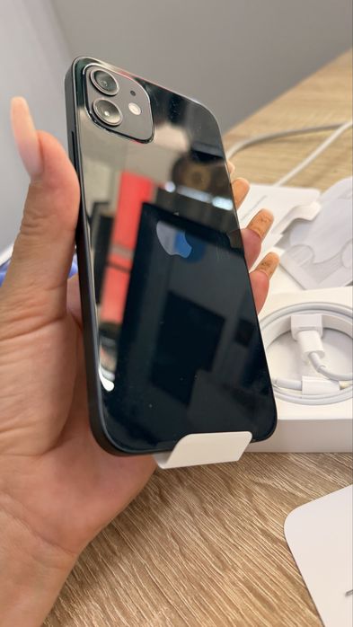 IPhone 12 64GB – NOU, NEACTIVAT – impecabil