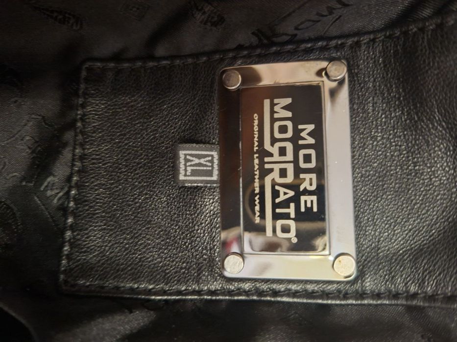 Коженая куртка новая размер XL МОШЕННИКАМ НЕ ПИСАТЬ!!