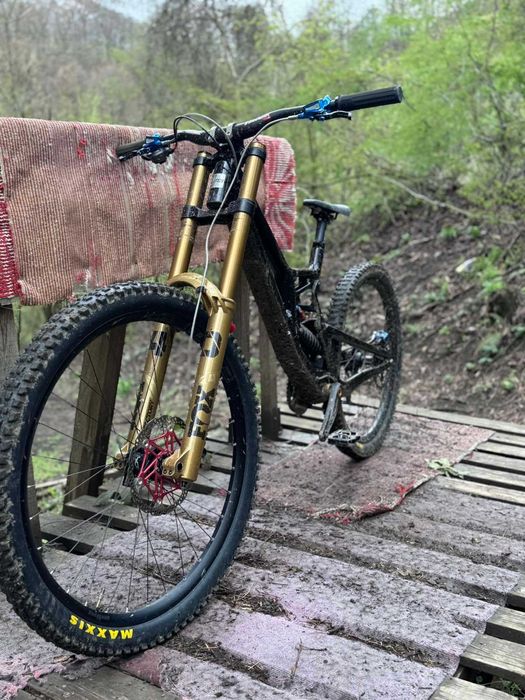 MTB Велосипед SANTA CRUZ v10.8 CC 2025