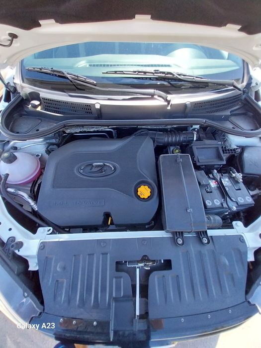 Лада веста св кросс робот 1.8 2019г