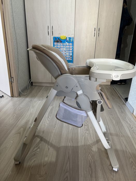 Детский стульчик для кормления