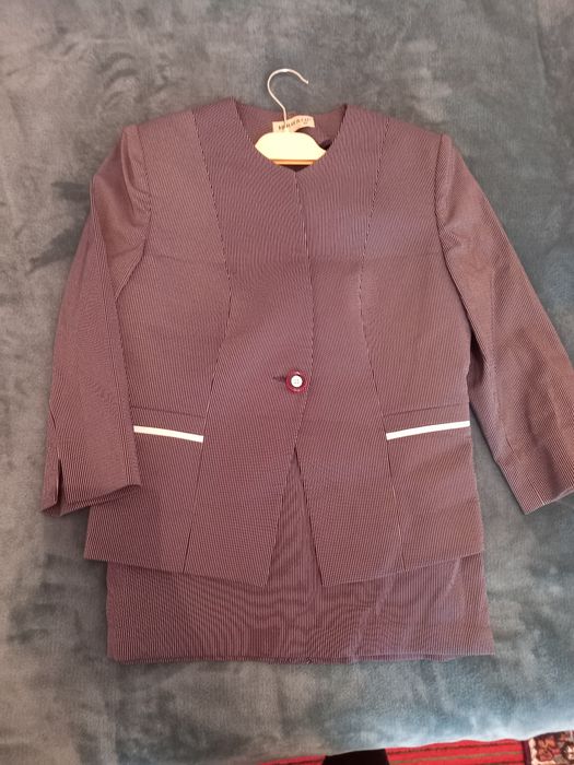 Qizlar kostyum va yublasi b.n