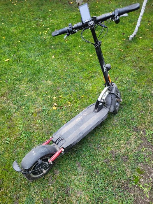 Vând trotineta lite six 6 pt piese