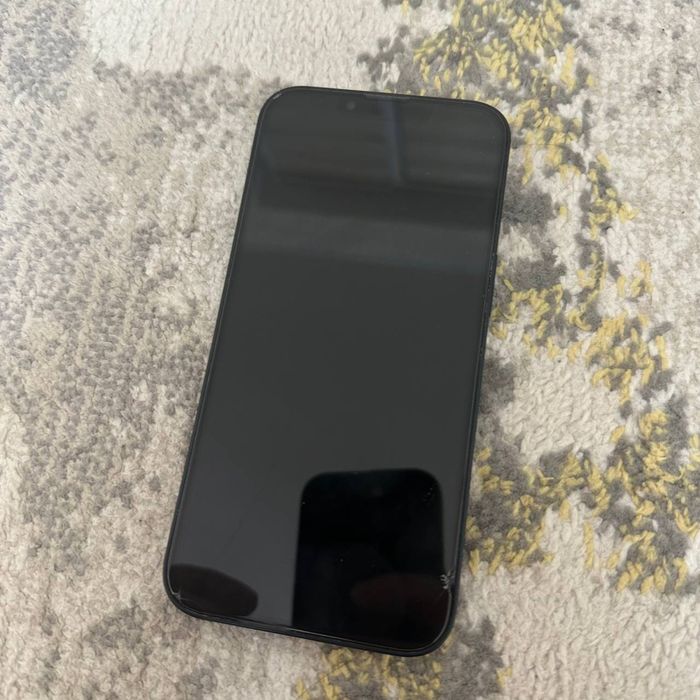 Айфон 13 сатылады