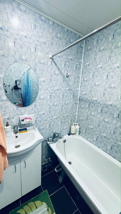 Продам 2 ком квартира район Кунаева